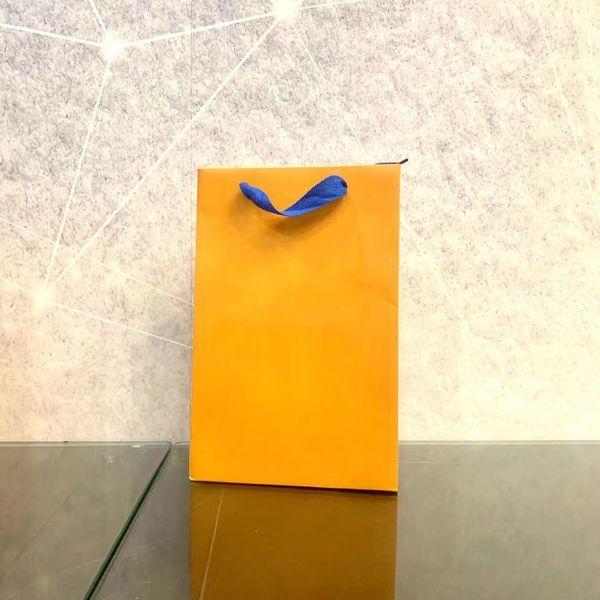 orange original gift paper bag handbags tote bag fashion shopping bag wholesale r ap01
orange original gift paper bag handbags tote bag fashion shopping bag wholesale r ap01