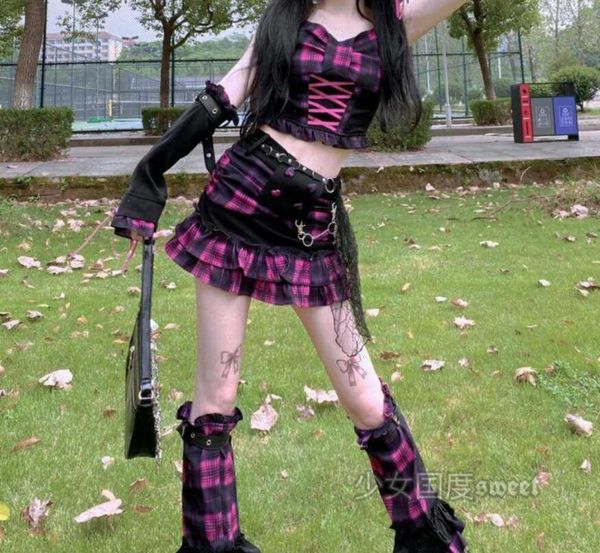 japanese gothic harajuku pink plaid women skirt girl mini kawaii fashion sweet punk high waist short suit, Black
japanese gothic harajuku pink plaid women skirt girl mini kawaii fashion sweet punk high waist short suit, Black