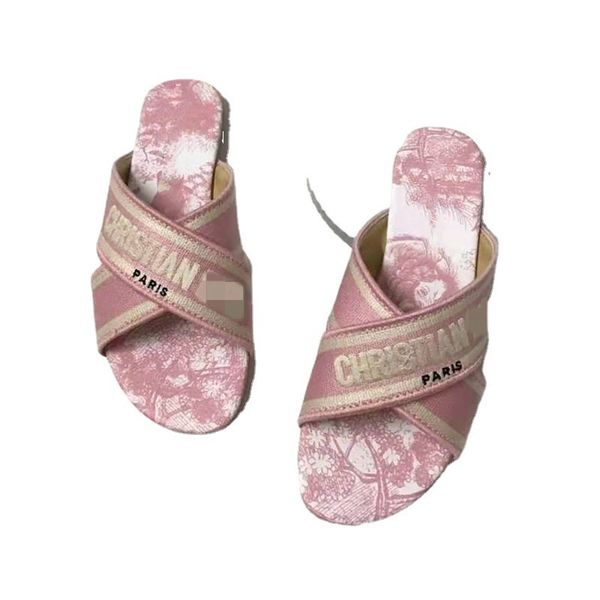slippers d family's son mother embroidery fashion new leisure wear flat bottomed one line female personality trend outdoor korean slipp, Black
slippers d family's son mother embroidery fashion new leisure wear flat bottomed one line female personality trend outdoor korean slipp, Black