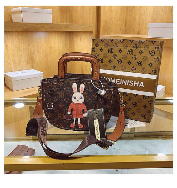 2022 factory wholesale niche high texture rabbit handbag women's spring bag versatile one shoulder messenger bag trend
2022 factory wholesale niche high texture rabbit handbag women's spring bag versatile one shoulder messenger bag trend