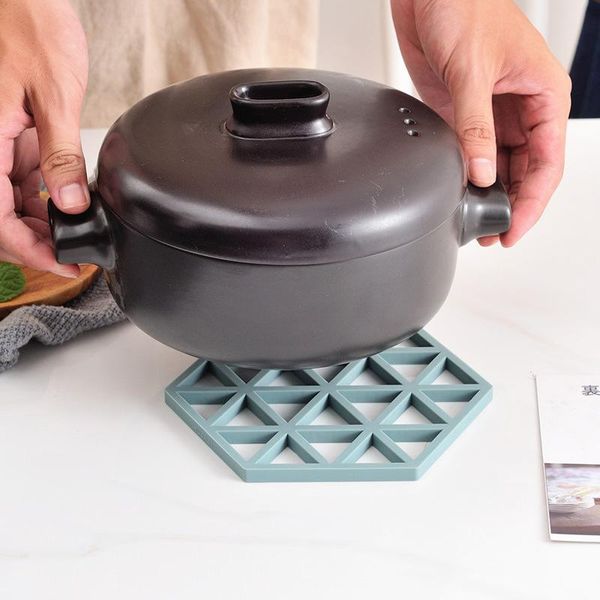 mats & pads 16.8x14.6cm hexagon silicone mat table placemat heat resistant coasters 10 pcs non-slip pot holder kitchen accessories tools
mats & pads 16.8x14.6cm hexagon silicone mat table placemat heat resistant coasters 10 pcs non-slip pot holder kitchen accessories tools
