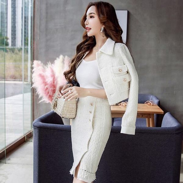 women's two piece pants runway white tweed wool skirt suit 2021 winter 2 set women bow button short jacket coat +tassels pencil df489
women's two piece pants runway white tweed wool skirt suit 2021 winter 2 set women bow button short jacket coat +tassels pencil df489