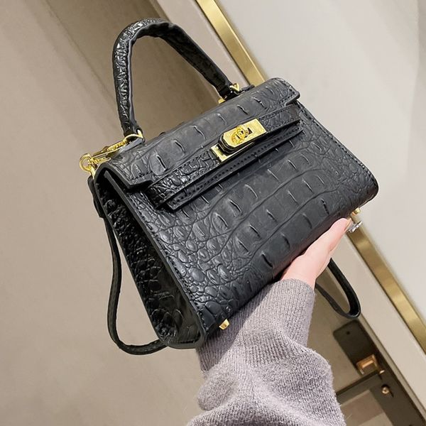 women bag handbag genuine leather luxury designer shoulder purses handbags crocodile pattern fashion plain calf skin lock key hasp
women bag handbag genuine leather luxury designer shoulder purses handbags crocodile pattern fashion plain calf skin lock key hasp