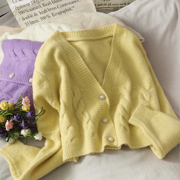 women's sweaters sweet and versatile twist short cardigan small female sweater cleavage on v button three autumn 6cxz, White;black
women's sweaters sweet and versatile twist short cardigan small female sweater cleavage on v button three autumn 6cxz, White;black