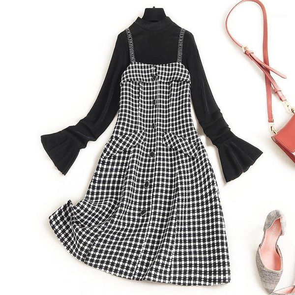 casual dresses autumn winter women clothes fashion designers flare sleeve basic and plaid tweed dress 2 piece suit vintage vestidos, Black;gray
casual dresses autumn winter women clothes fashion designers flare sleeve basic and plaid tweed dress 2 piece suit vintage vestidos, Black;gray
