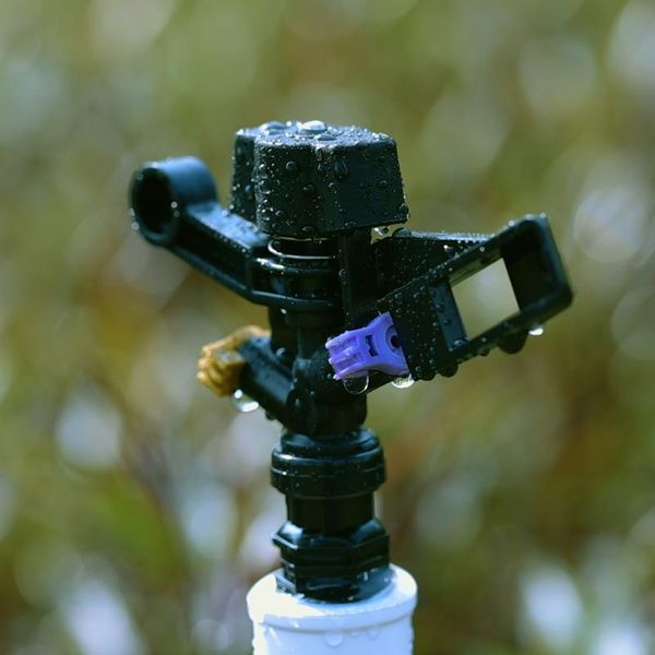 watering equipments 2pcs 1/2 inch impact sprinkler automatic irrigation plastic head with 2 nozzles for lawn yard garden
watering equipments 2pcs 1/2 inch impact sprinkler automatic irrigation plastic head with 2 nozzles for lawn yard garden