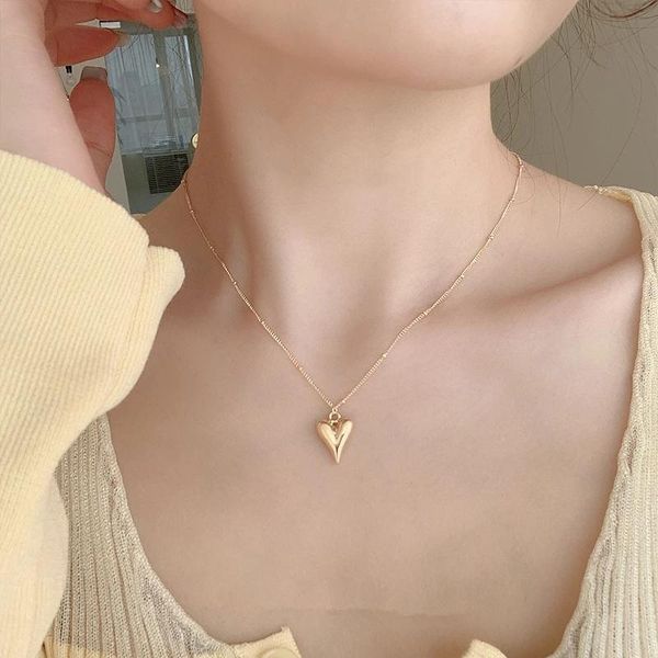chains summer trendy lovely romantic gold silver color metal heart necklace irregular geometric thin pendant for women accessories
chains summer trendy lovely romantic gold silver color metal heart necklace irregular geometric thin pendant for women accessories