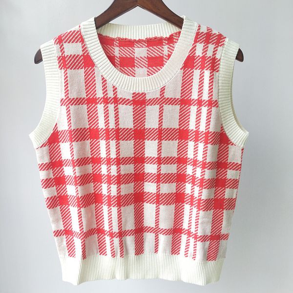 59% off factory outlet store plaid round neck sleeveless slim age reducing knitted for women, White;black
59% off factory outlet store plaid round neck sleeveless slim age reducing knitted for women, White;black