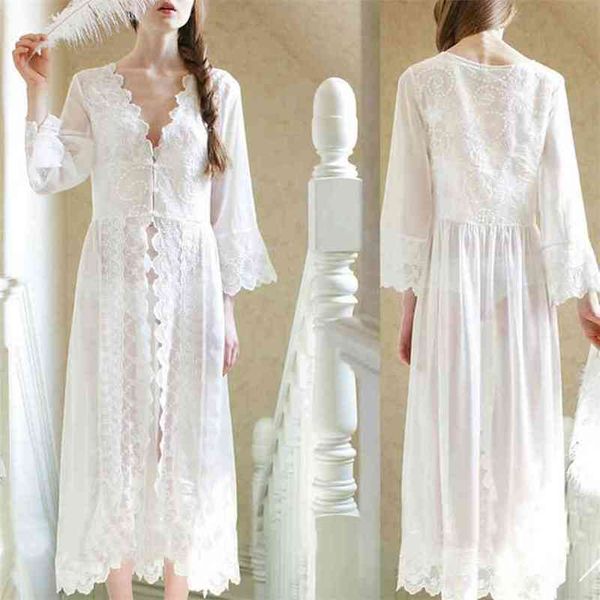 summer women transparent maxi dress embroidery long sleeve white lace tunic beach 210513, Black;gray
summer women transparent maxi dress embroidery long sleeve white lace tunic beach 210513, Black;gray