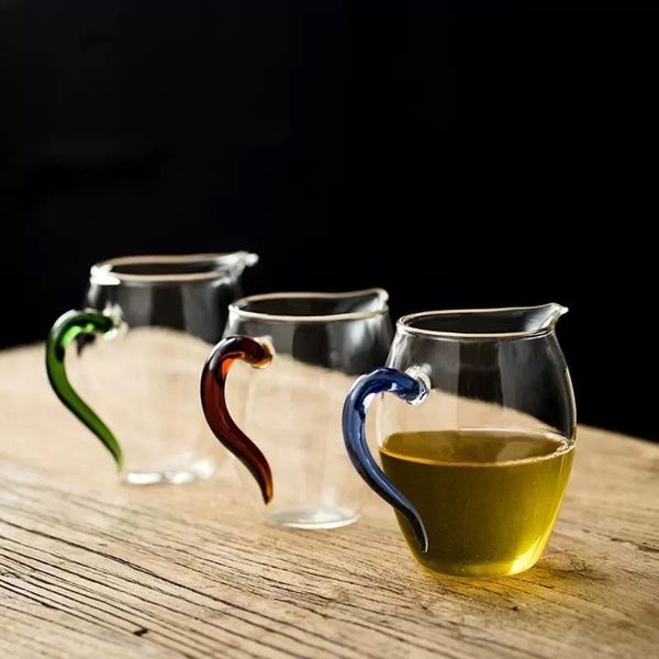 color handle thickened fair cup heat-resistant glass tea dispenser linglong gongfu teacup ceremony accessories wine glasses
color handle thickened fair cup heat-resistant glass tea dispenser linglong gongfu teacup ceremony accessories wine glasses