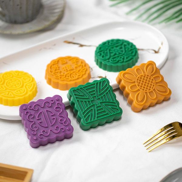 craft tools 6-hole soap molds for making diy mooncake mold grade silicone fondant cake chocolate pastry kitchen
craft tools 6-hole soap molds for making diy mooncake mold grade silicone fondant cake chocolate pastry kitchen