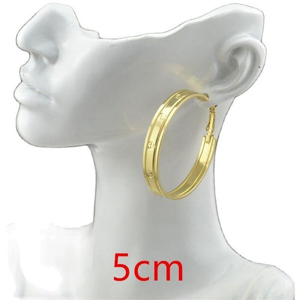 hoop & huggie big circle heavy earrings for women fashion jewelry accessories wholesale european american exaggerated personality punk, Golden;silver
hoop & huggie big circle heavy earrings for women fashion jewelry accessories wholesale european american exaggerated personality punk, Golden;silver
