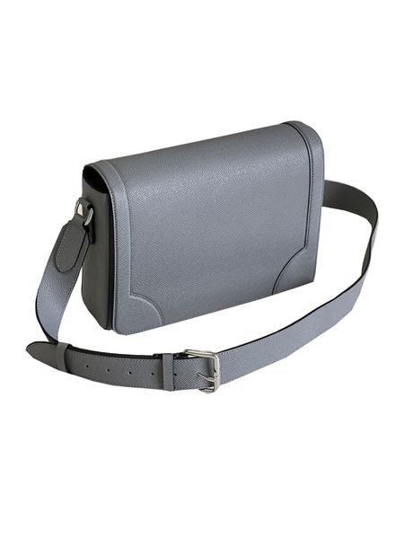 2022 designer handbags shoulder messenger bags luxurys designers shoulders bag fashion women men satchel handbag crossbody shoulder wallet b
2022 designer handbags shoulder messenger bags luxurys designers shoulders bag fashion women men satchel handbag crossbody shoulder wallet b