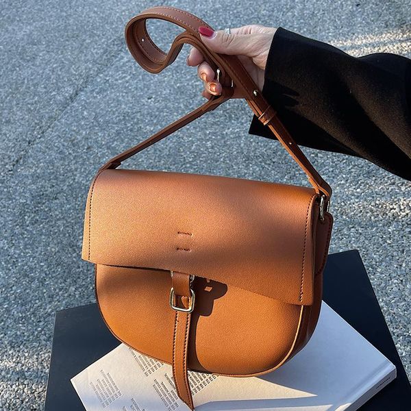 evening bags vintage solid color 2021 winter quality pu leather women's designer handbag shoulder messenger
evening bags vintage solid color 2021 winter quality pu leather women's designer handbag shoulder messenger
