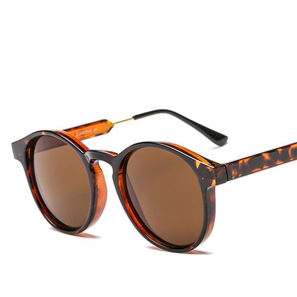 sunglasses male classic round men retro grey frame women brand design gold alloy leg uv400, White;black
sunglasses male classic round men retro grey frame women brand design gold alloy leg uv400, White;black