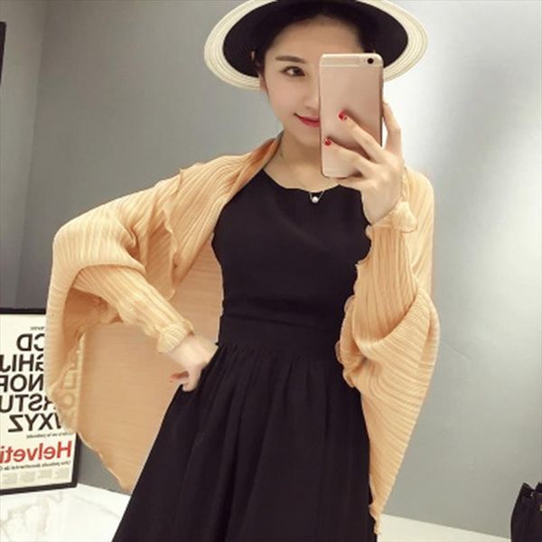 summer sun protection capes women shirts loose shawl thin chiffon beach scarf cardigan bikini coverup sci88, White
summer sun protection capes women shirts loose shawl thin chiffon beach scarf cardigan bikini coverup sci88, White