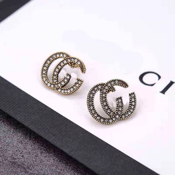 rhinestone earrings fashion simple temperament female s925 silver needle fine jewellery for sale
rhinestone earrings fashion simple temperament female s925 silver needle fine jewellery for sale