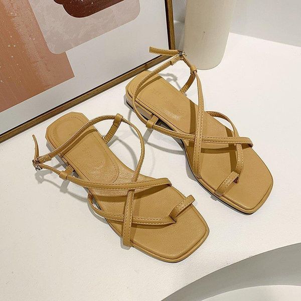 women narrow band sandals 2021 summer gladiator shoes block heels mid clip toe woman, Black
women narrow band sandals 2021 summer gladiator shoes block heels mid clip toe woman, Black