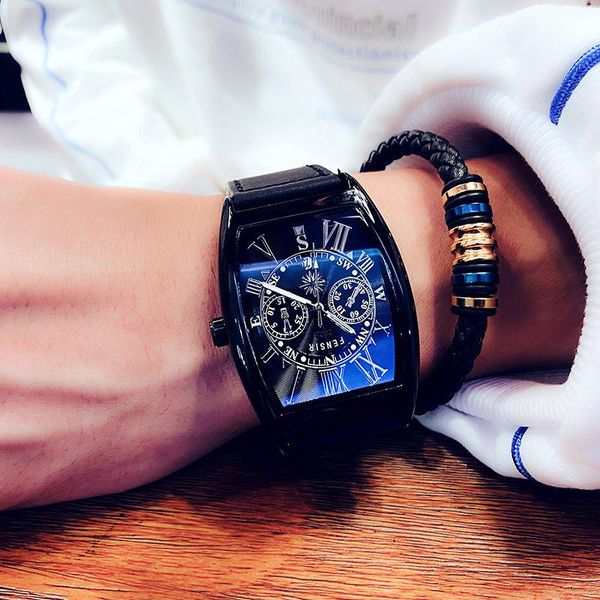 wristwatches men's high-end tonneau-shaped calendar luminous waterproof quartz watch fashion wild simple jewelry couple gift, Slivery;brown
wristwatches men's high-end tonneau-shaped calendar luminous waterproof quartz watch fashion wild simple jewelry couple gift, Slivery;brown