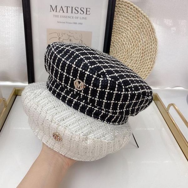 berets 202108-chui autumn classic plaid letters lady beret hat women leisure painter, Blue;gray
berets 202108-chui autumn classic plaid letters lady beret hat women leisure painter, Blue;gray
