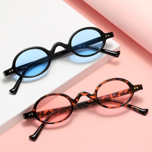 design sunglasses new women's steampunk small round frame rivet personality street, White;black
design sunglasses new women's steampunk small round frame rivet personality street, White;black
