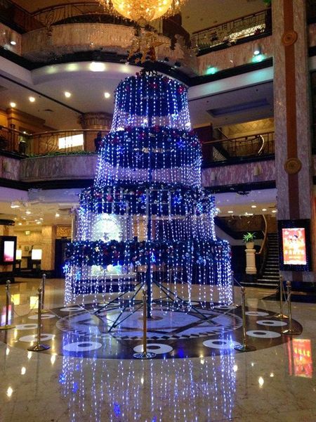 party decoration 6m(w)*3m(h) 640led water flow waterfall snowing curtain lights fairy string christmas xmas wedding garden background decor
party decoration 6m(w)*3m(h) 640led water flow waterfall snowing curtain lights fairy string christmas xmas wedding garden background decor