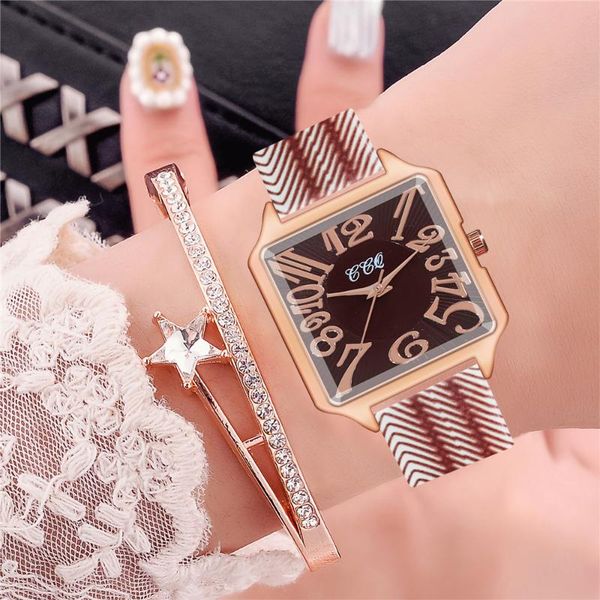 wristwatches square arabic numbers women watches ladies leather strap female quartz clock zegarek damski, Slivery;brown
wristwatches square arabic numbers women watches ladies leather strap female quartz clock zegarek damski, Slivery;brown