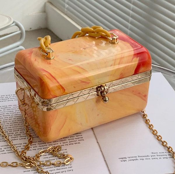 evening bags european and american retro acrylic box bag 2021 printing chain fashion one-shoulder messenger handbags small square
evening bags european and american retro acrylic box bag 2021 printing chain fashion one-shoulder messenger handbags small square