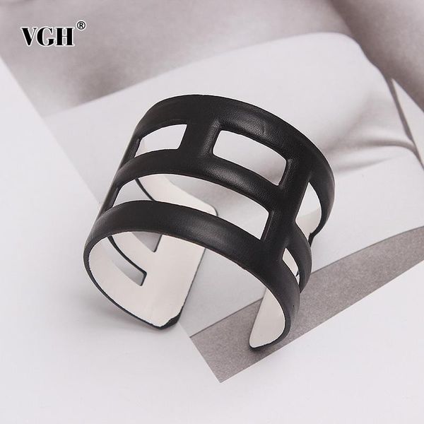 belts vgh elegant black pu leather bracelet for women minimalist wide casual female accessories 2021 spring fashion style, Black;brown
belts vgh elegant black pu leather bracelet for women minimalist wide casual female accessories 2021 spring fashion style, Black;brown