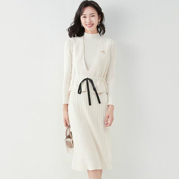 office ladies spring autumn knitted suit women dress fashion vest female solid elegant two-piece slimming casual dresses, Black;gray
office ladies spring autumn knitted suit women dress fashion vest female solid elegant two-piece slimming casual dresses, Black;gray