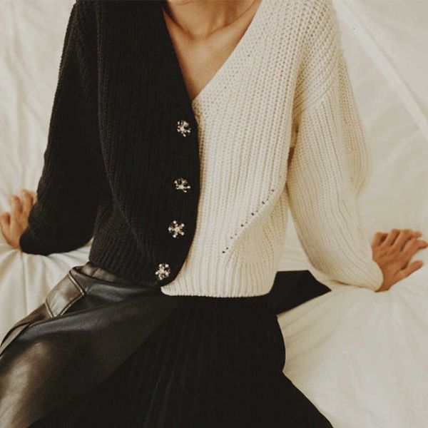 women's sweaters sweaters v-neck color patchwork knitted cardigan early spring women crystal buckle sweater female fashion knitwear m06, White;black
women's sweaters sweaters v-neck color patchwork knitted cardigan early spring women crystal buckle sweater female fashion knitwear m06, White;black