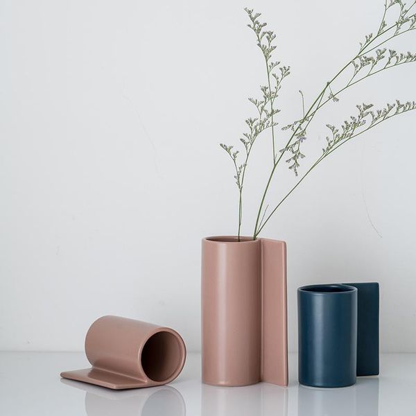 vases nordic art vase creative tableceramic pot centerpieces wedding decorative flowerpot wine cabinet home decoration
vases nordic art vase creative tableceramic pot centerpieces wedding decorative flowerpot wine cabinet home decoration