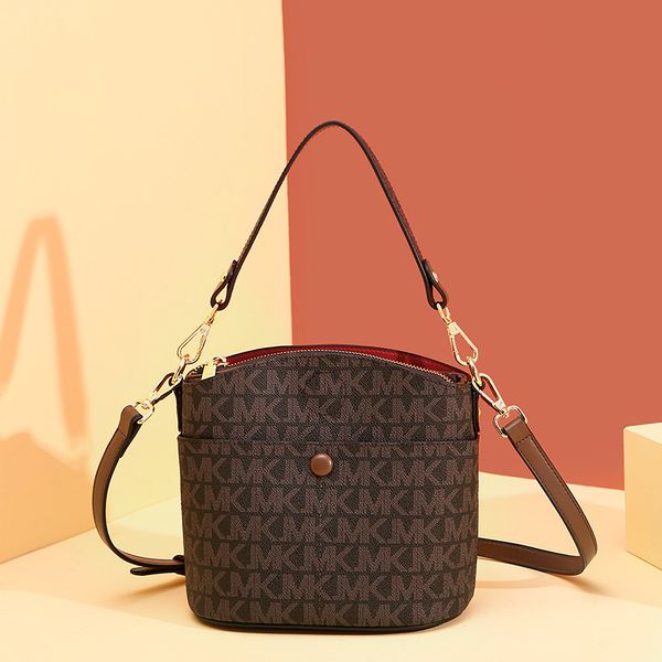 bag bags women's handbags leather crossbody full large capacity versatile one shoulder portable messenger small mkj bucket 2021
bag bags women's handbags leather crossbody full large capacity versatile one shoulder portable messenger small mkj bucket 2021