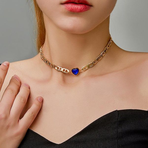 chokers gold chain blue love heart vintage necklace for women jewelry metal simple fashion female chocker girl gifts, Golden;silver
chokers gold chain blue love heart vintage necklace for women jewelry metal simple fashion female chocker girl gifts, Golden;silver