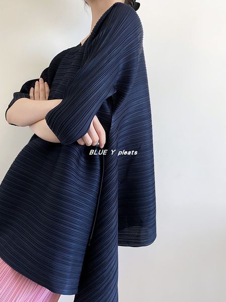 tianpei miyake fall female cord plus size shirt vintage aesthetic clothing lazy pullover's, White
tianpei miyake fall female cord plus size shirt vintage aesthetic clothing lazy pullover's, White