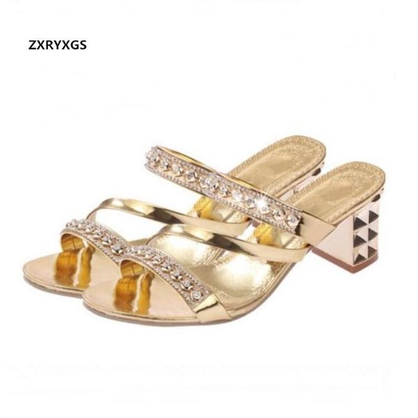 elegant rhinestone summer women sandals slippers fashion shoes woman slipper non-slip comfortable high heel, Black
elegant rhinestone summer women sandals slippers fashion shoes woman slipper non-slip comfortable high heel, Black