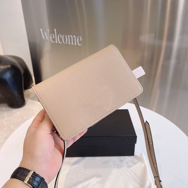designer bag crossbody shoulder mini bags handbags cross body totes luxury genuine leather princess fashion brand size 18 5 12 cm with origi
designer bag crossbody shoulder mini bags handbags cross body totes luxury genuine leather princess fashion brand size 18 5 12 cm with origi