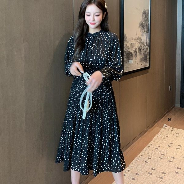 casual dresses 2021 spring autumn dot print chiffon beach women vintage black hepburn midi dress bodycon elegant party vestidos, Black;gray
casual dresses 2021 spring autumn dot print chiffon beach women vintage black hepburn midi dress bodycon elegant party vestidos, Black;gray