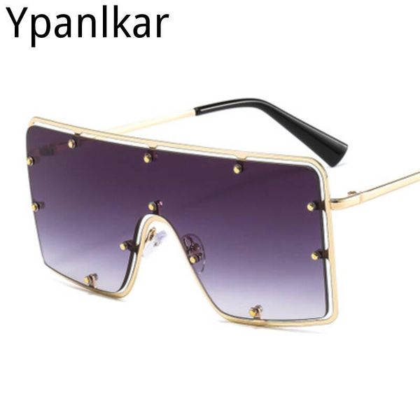 sunglasses metal oversized square glasses man brand designer flat large female vintage feminino uv400, White;black
sunglasses metal oversized square glasses man brand designer flat large female vintage feminino uv400, White;black
