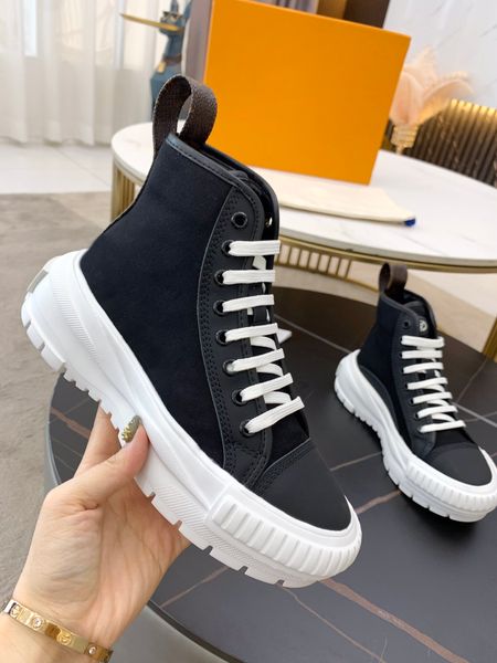 2021 luxury designer a3 women squad casual sports shoes lady low-high-trainer sneakers leather monogram canvas fashion comfortable size 35-4, Black
2021 luxury designer a3 women squad casual sports shoes lady low-high-trainer sneakers leather monogram canvas fashion comfortable size 35-4, Black
