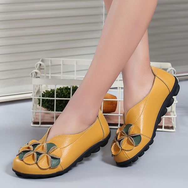 boots 2021 flowers flats shoes woman sneakers tenis feminino mother peas comfortable soft women, Black
boots 2021 flowers flats shoes woman sneakers tenis feminino mother peas comfortable soft women, Black