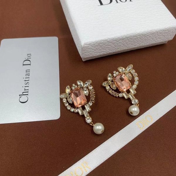 backs earrings d family's 21 , letter pearl super fairy 2021 ins star live, White
backs earrings d family's 21 , letter pearl super fairy 2021 ins star live, White