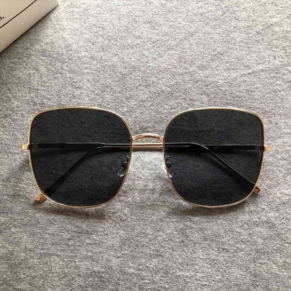 gm brand men sunglasses classic big frame square sun glasses gentle design fashion women alloy driving sunglasses bling, White;black
gm brand men sunglasses classic big frame square sun glasses gentle design fashion women alloy driving sunglasses bling, White;black