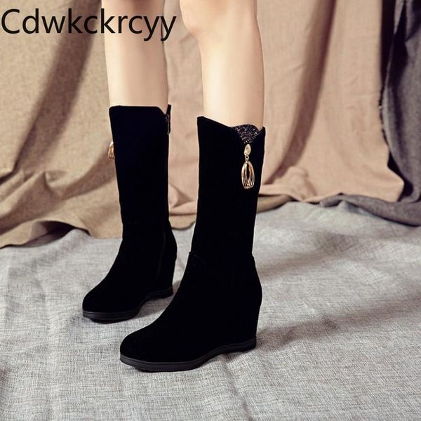 boots winter the fashion round head side zipper increase within women black sequin keep warm high heel
boots winter the fashion round head side zipper increase within women black sequin keep warm high heel