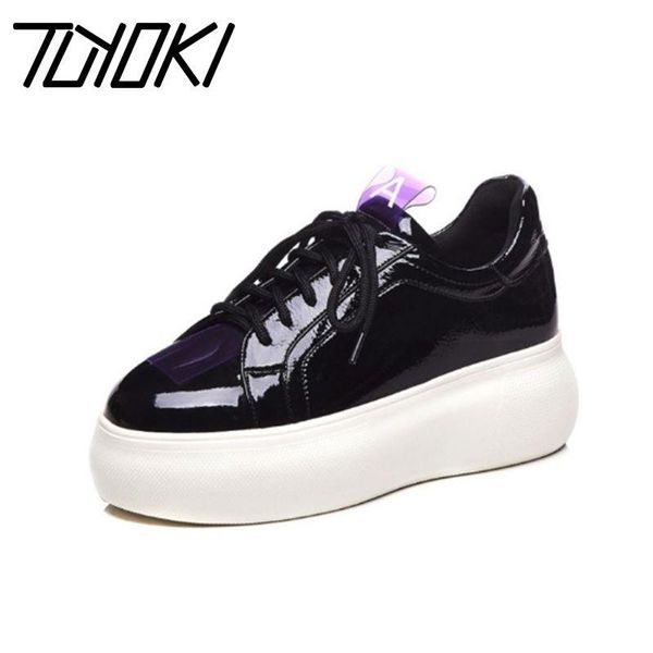 dress shoes tuyoki 2021 women sneaker fashion high heel platform casual daily cross strap lady street footwear size 34-40, Black
dress shoes tuyoki 2021 women sneaker fashion high heel platform casual daily cross strap lady street footwear size 34-40, Black