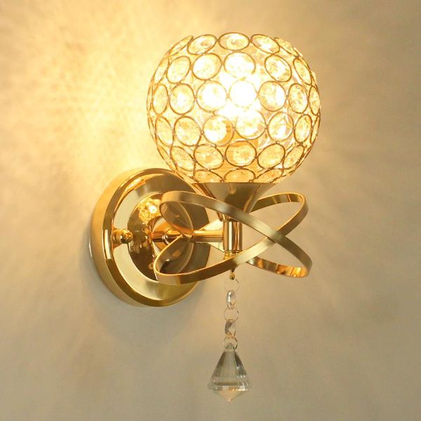 light luxury and simple europe, creative crystal wall lamp, metal electroplating lamp stand, corridor hallway porch
light luxury and simple europe, creative crystal wall lamp, metal electroplating lamp stand, corridor hallway porch