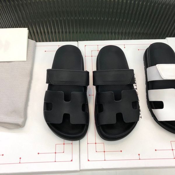 prad 2021 women sandals hollow out logo flat slippers sandal studded girl shoes arrivel jelly platform slides lady flip flops size35-40, Red;white
prad 2021 women sandals hollow out logo flat slippers sandal studded girl shoes arrivel jelly platform slides lady flip flops size35-40, Red;white