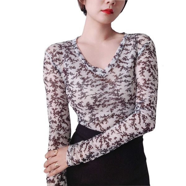 women's sweaters v-neck printed ice silk screen cloth slim thin bottomed shirt 2021 summer long sleeve t-shirt sunscreen cloth, White;black
women's sweaters v-neck printed ice silk screen cloth slim thin bottomed shirt 2021 summer long sleeve t-shirt sunscreen cloth, White;black