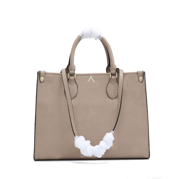 wholesale designer handbags leather handbag fashion messenger bag women men universal classic style design shopping bags designerbag
wholesale designer handbags leather handbag fashion messenger bag women men universal classic style design shopping bags designerbag