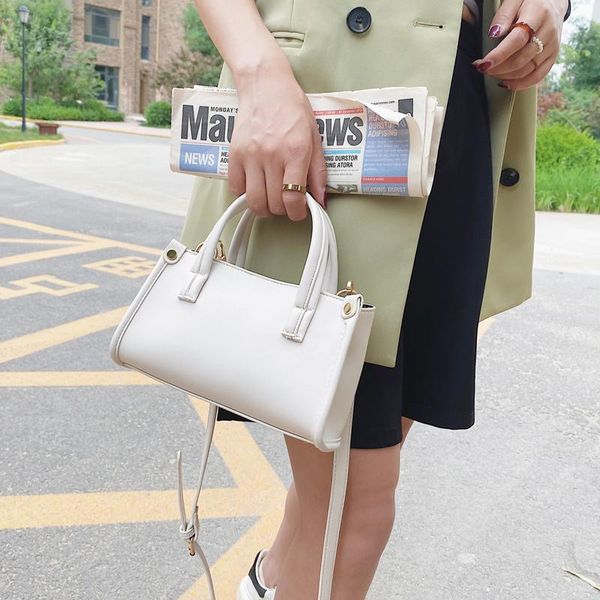 evening bags simple women's bag handbag pu crossbody for women 2021 casual candy color messenger girls black white
evening bags simple women's bag handbag pu crossbody for women 2021 casual candy color messenger girls black white